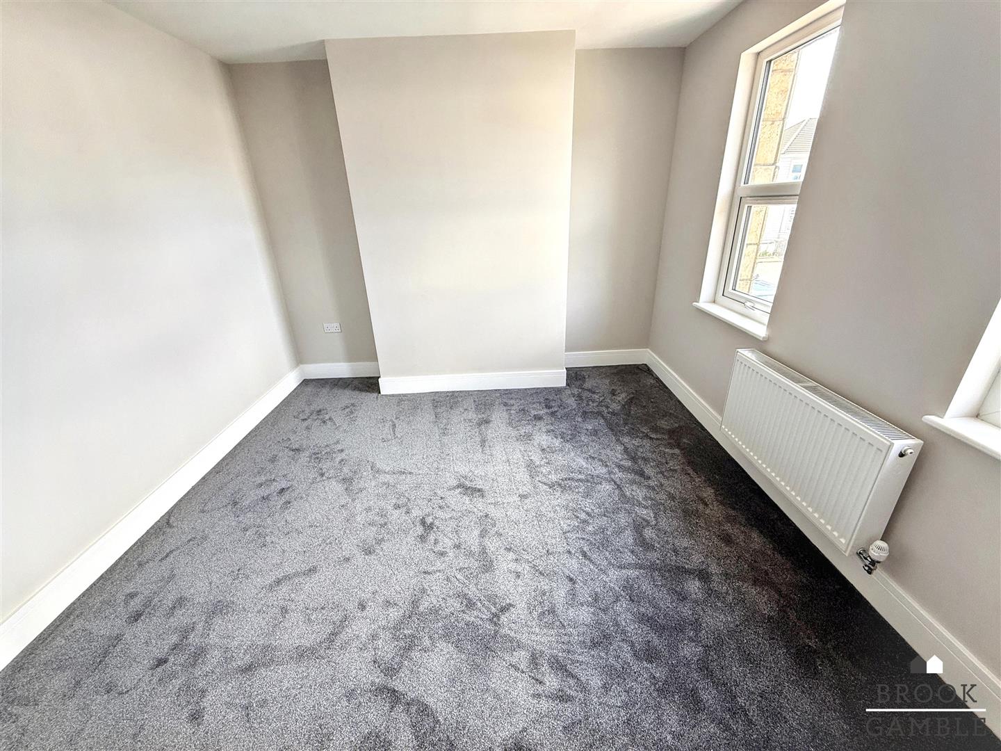 2 Bedroom House. Beamsley Road in Eastbourne,  10